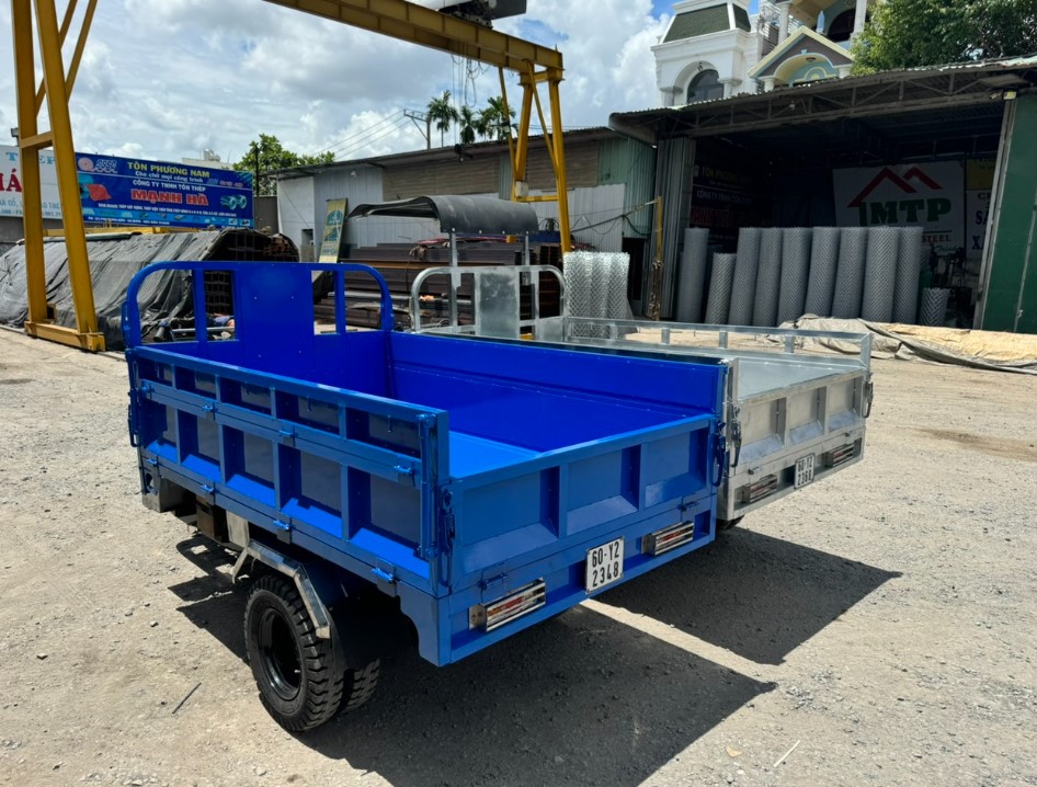 Xe lôi ba bánh thùng inox 304
